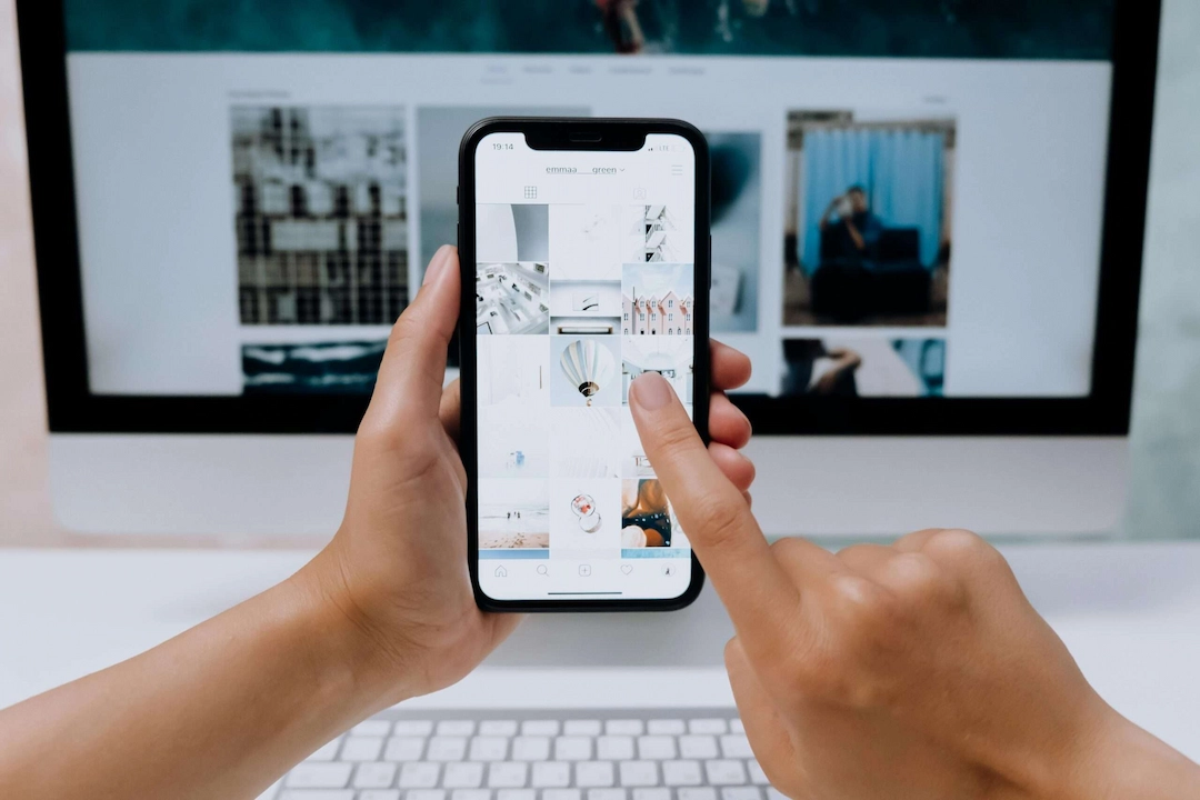 pexels-cottonbro-5082579-1-scaled Mobile Application